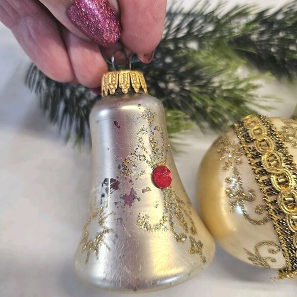 6 Vintage Gold West Germany Christmas Tree Ornaments Mercury Glass? 2.25 Glitter - Picture 3 of 7